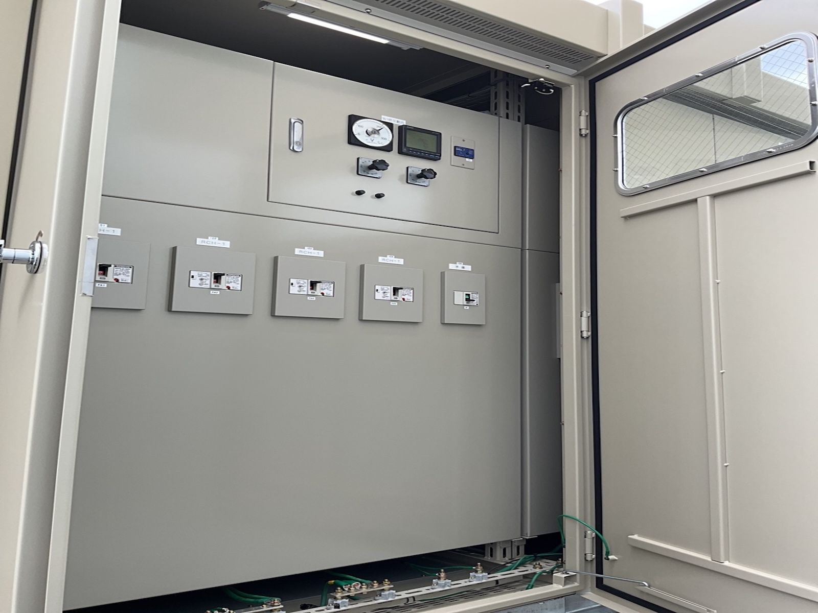 受変電装置の設置工事